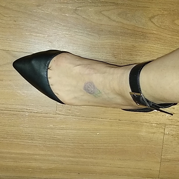 Shoes - Picture 5 of 6